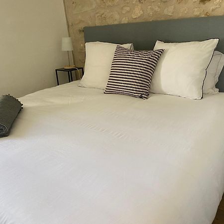 Grange Bleuet Bed and Breakfast Aubeterre-sur-Dronne Buitenkant foto