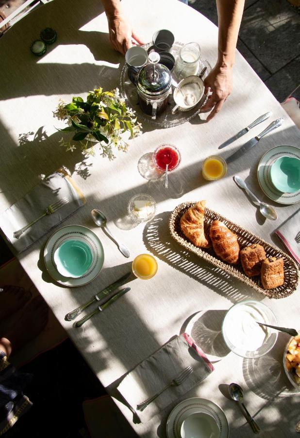 Grange Bleuet Bed and Breakfast Aubeterre-sur-Dronne Buitenkant foto