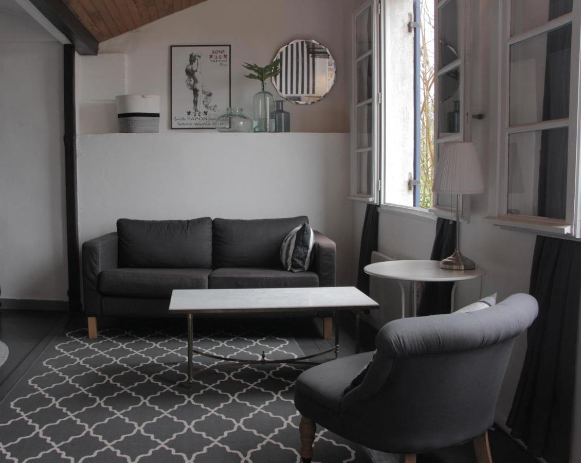 Grange Bleuet Bed and Breakfast Aubeterre-sur-Dronne Buitenkant foto